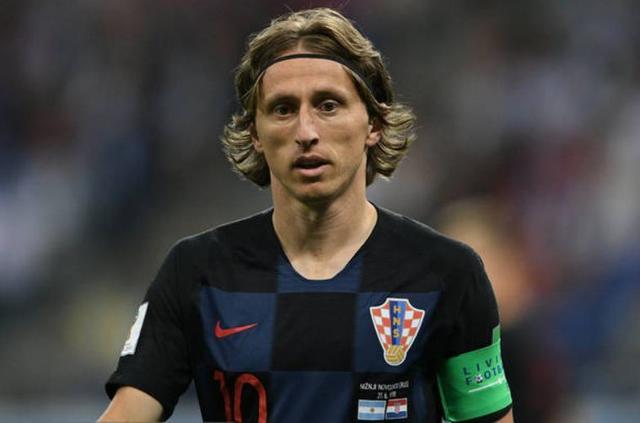 6场欧冠输掉2场，阿隆索成皇马6年来最快吃2欧冠败仗教练